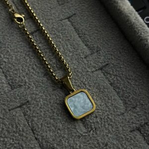 Blue onyx pendant